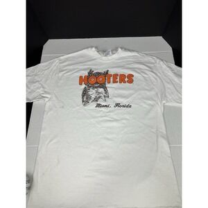 Vintage Hooters T-shirt Miami FL- Mens Size Large Delightfully Tacky. See Pics